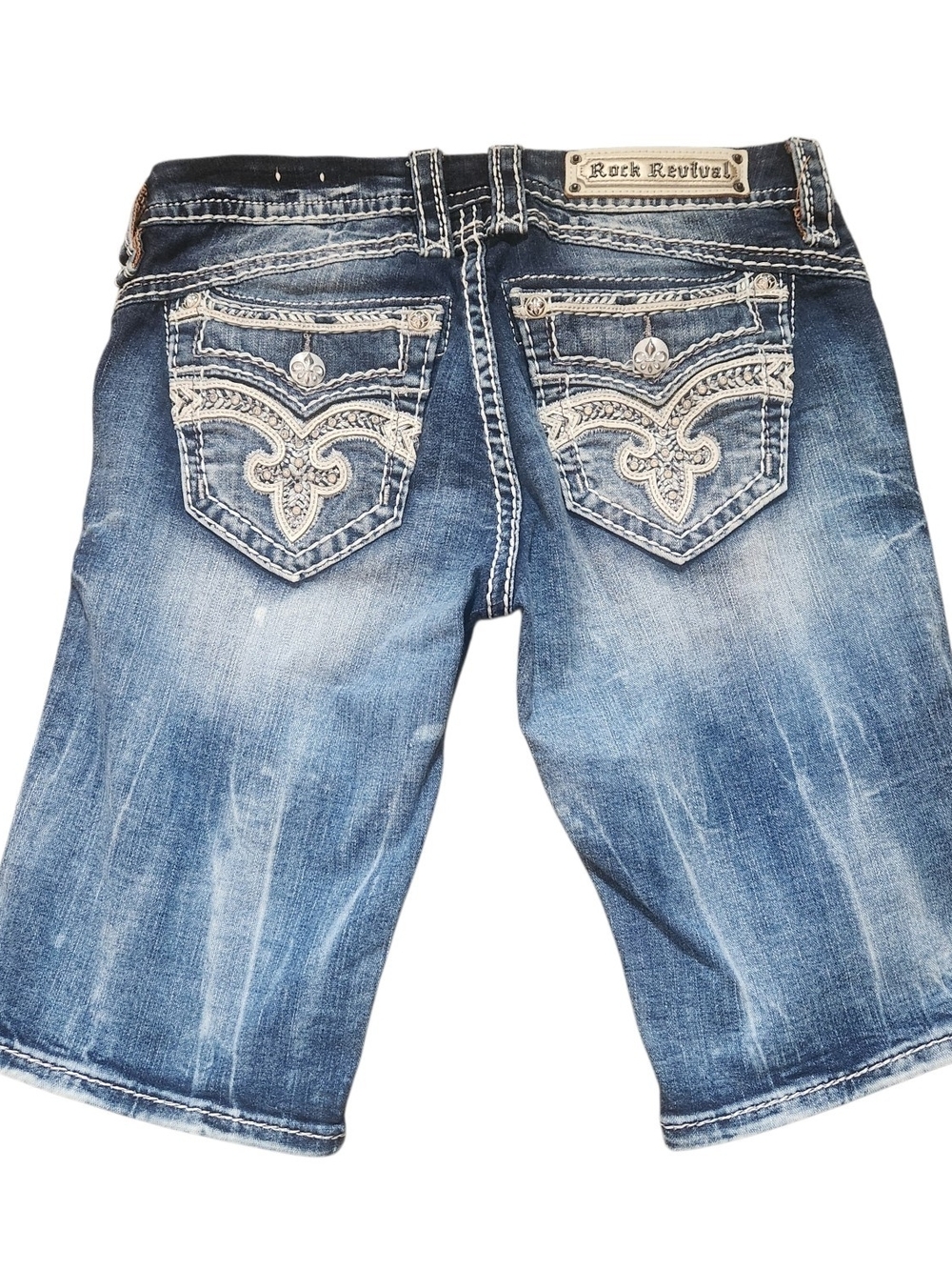 Rock Revival Womens Yeon Washed  Embroidered Bermuda Rhinestone Size 28 Festival